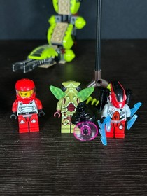 LEGO Galaxy Squad Warp Stinger 70702 Almost Complete Instructions & Box