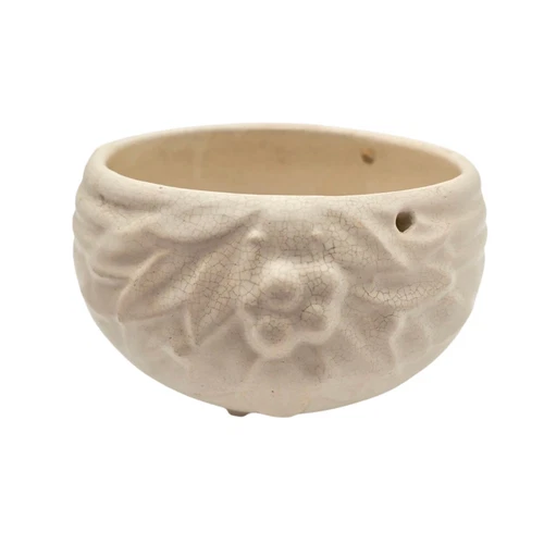 McCoy Pottery Hanging Planter Flower Pot Leaves & Berries White No Chain MCM 4.5