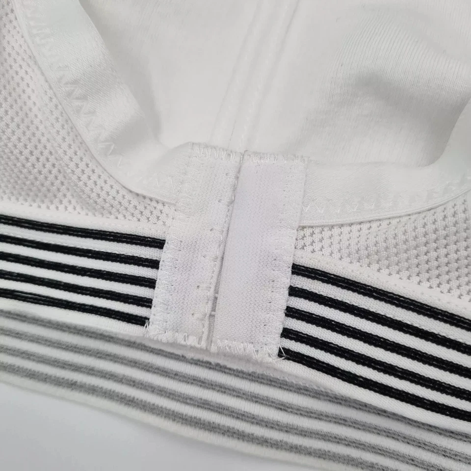 Sujetador deportivo NATURANA Motion 34D sujetador copa completa sin aros blanco 5134 TOTALMENTE NUEVO Foto 4 de 4