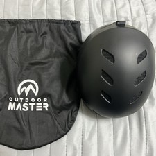 OutdoorMaster Kelvin Skihelm - Snowboard / Medium / Schwarz / Ausstellungsst&uuml;ck
