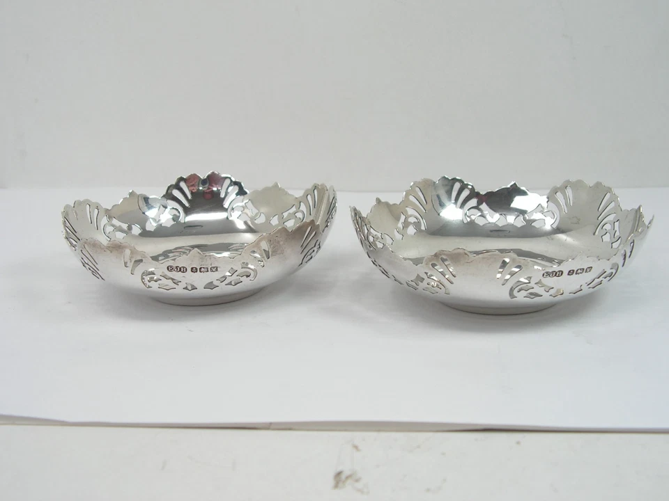 ANTIGUO PAR ART DECO DE CUENCOS DE PLATOS BON BON DE PLATA ESTERLINA MACIZA 1920 Foto 2 de 4