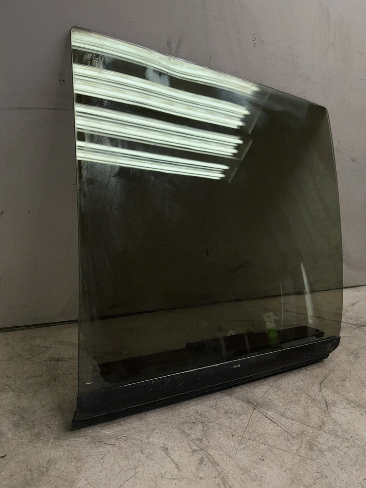 Ford Mustang Fox 1981-1988 carrocería techo en T vidrio derecho OEM Carlite G902 Foto 2 de 4