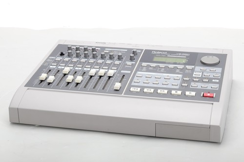 Roland VS-880 Digital Studio Workstation