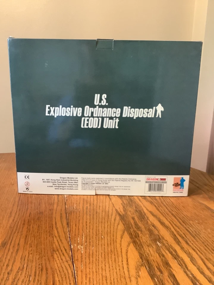 Dragon Models 1:6 scale US Explosive Ordnance Disposal Unit (EOD) Dennis - Image 2 of 4