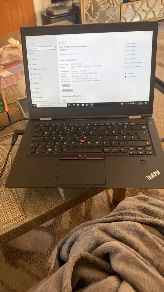 Lenovo ThinkPad X1 Carbon · i5-6200U · 8GB · 256GB, photo 1 of 5