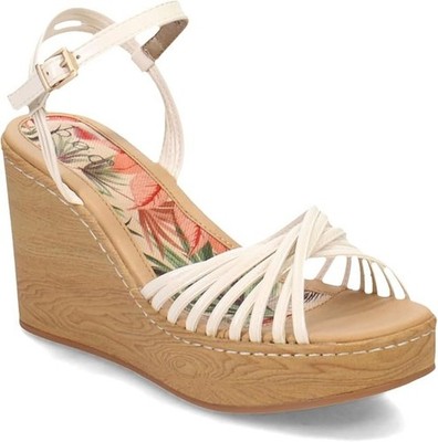 NiB BOC By Born Women's Catalina Wedge Heel Sandal Cream Size 8 M $100 RY1350