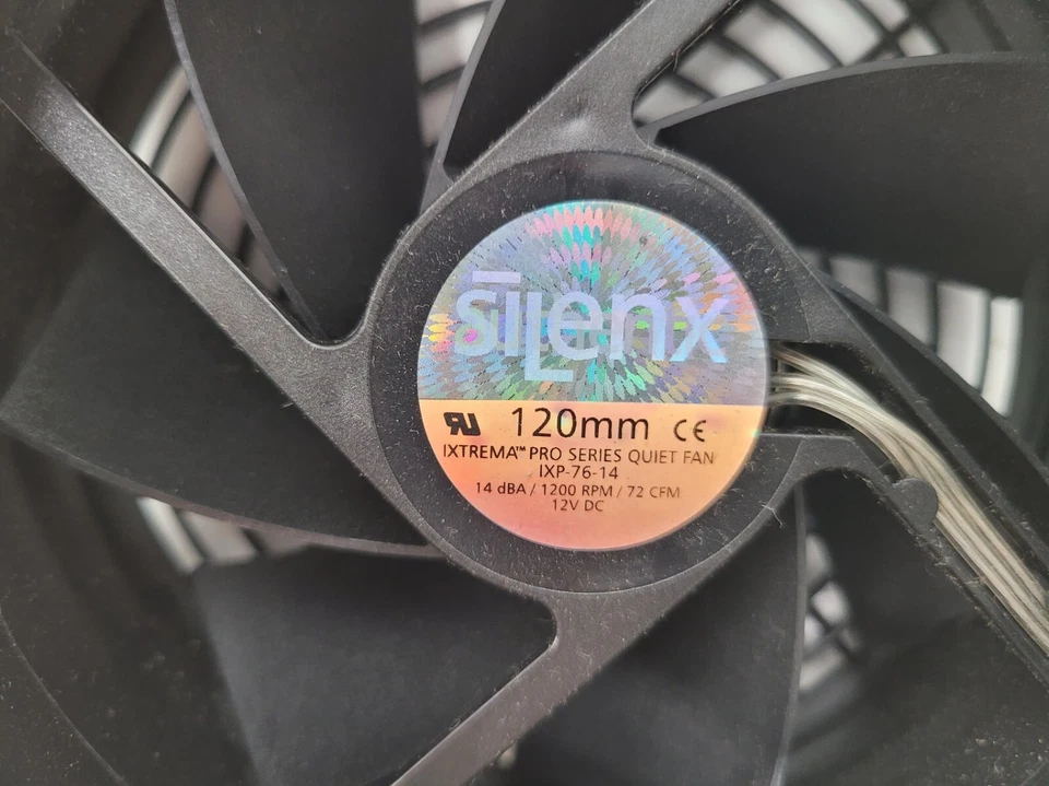 Silenx Xtrema pro Series Quiet fan IXP-76-14 120mm Bracket Kit with Fan - Image 2 of 3