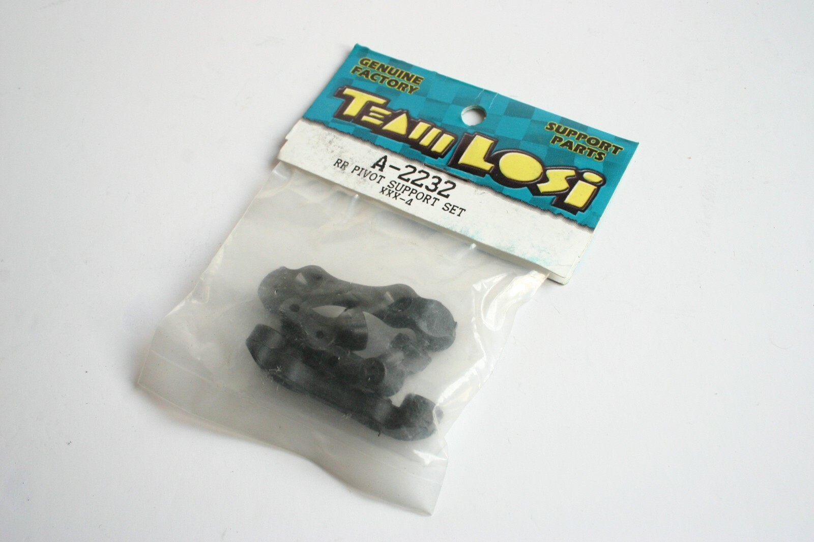 Losi XXX-4 Rear Pivot Support Set - A-2232