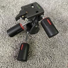 Photography 3011 tripod head with 3030 3-way head