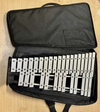 Gearlux 32-Note Glockenspiel Bell Set with Carrying Bag