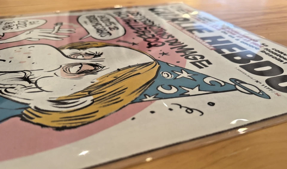 Rare Charlie Hebdo #1177 – Collector’s Magazine – Mint/Excellent Condition - Image 4 of 4