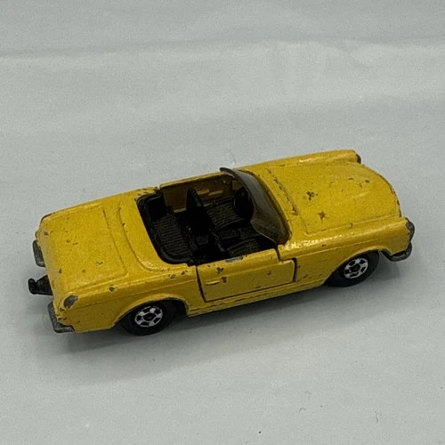 Vintage Matchbox Superfast Lesney Series #27 Mercedes 230 SL Yellow