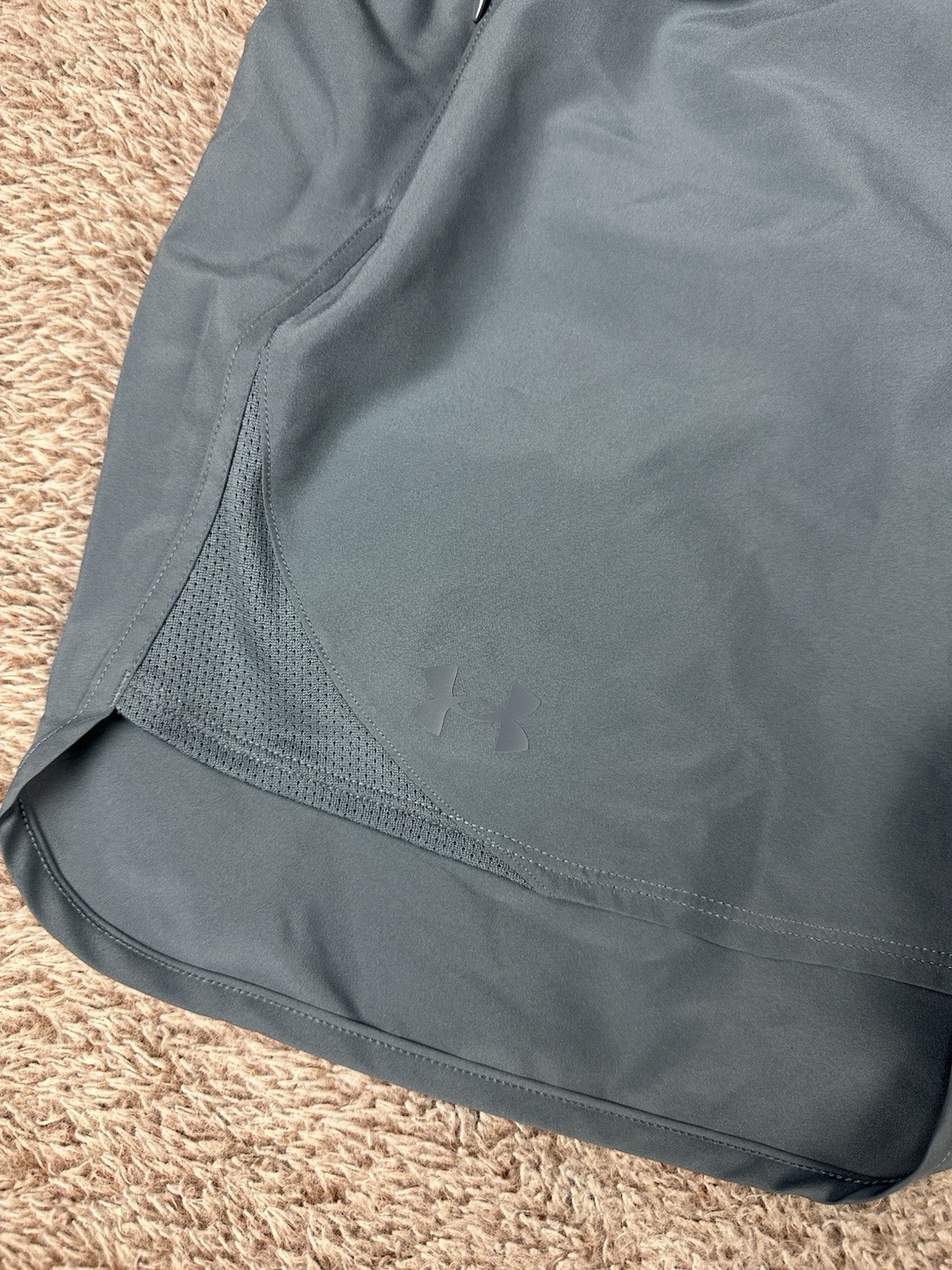 Under Armour Women’s UA Mileage 2.0 Shorts Gray Size 3X New thumbnail 8