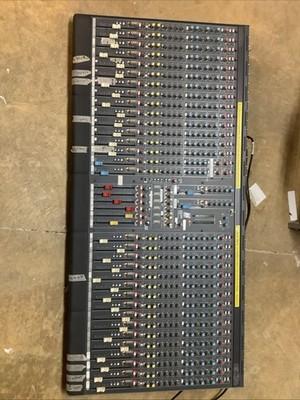 Allen & Heath GL2200 32 channel mixing board