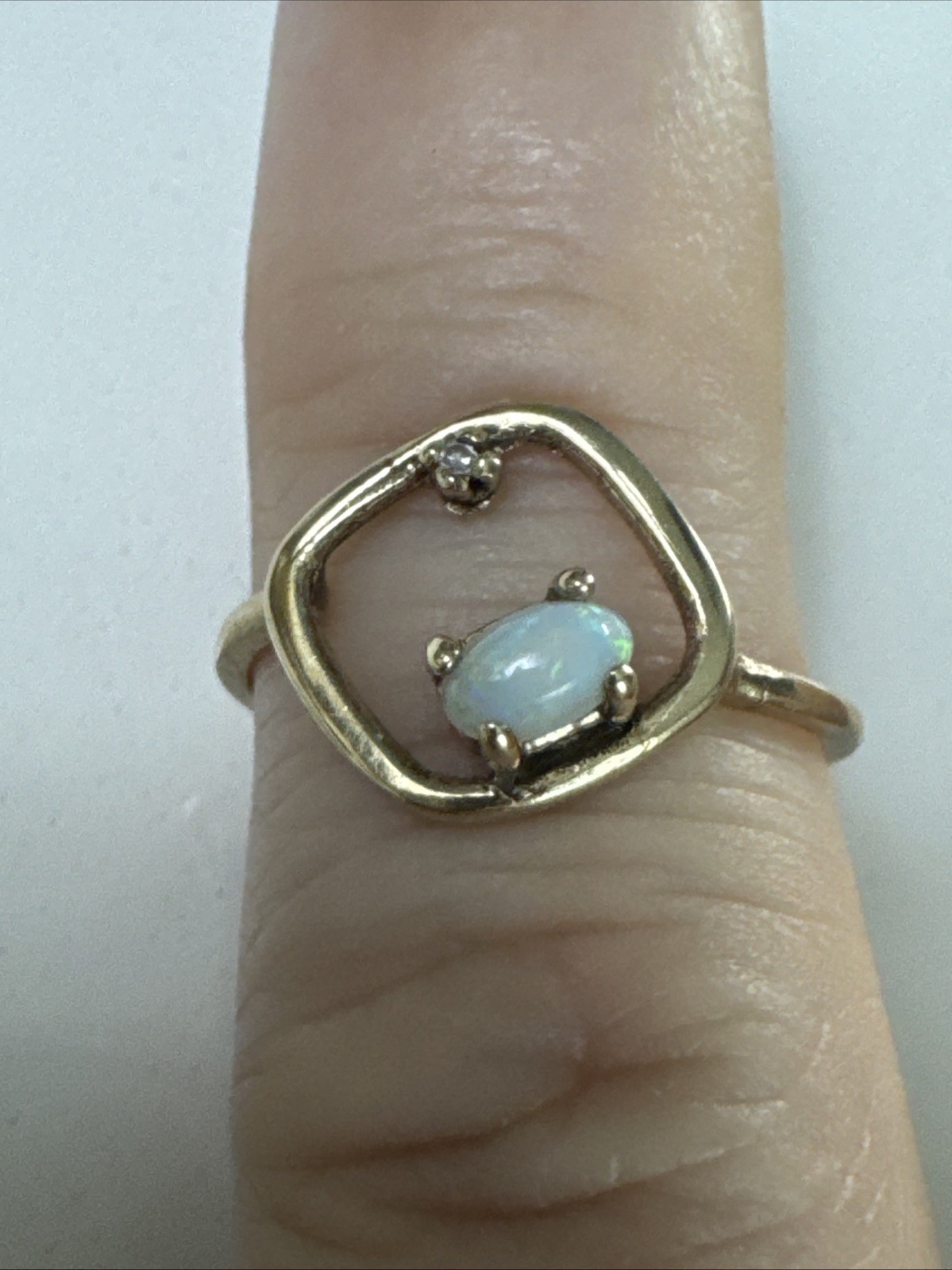 Natural Moonstone Gemstone Ring Solid 10K Gold . … - image 12