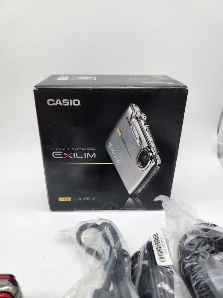 Casio Exilim EX-FS10 - Digitalkamera - Mit OVP - Rot - Funktionsfähig  - Bild 4 von 4