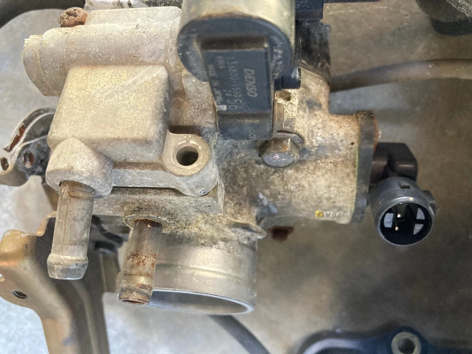 HONDA INSIGHT 00-06 - SISTEMA DE INDUCCIÓN DE AIRE BELUM CON CUERPO DE ACELERADOR Foto 2 de 4