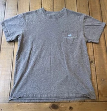 Southern Marsh Pocket Gray Duck T-Shirt Mens Size Medium USA Flag Patriotic