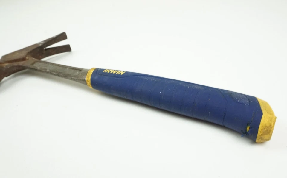 Irwin Smooth Faced Steel Handle Rip Claw Hammer Soft Grip - Image 2 of 4