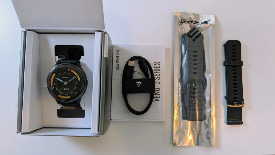 Garmin Venu 3, 45mm ,Silikon-Armband Schwarz/Schiefergrau - Bild 2 von 2