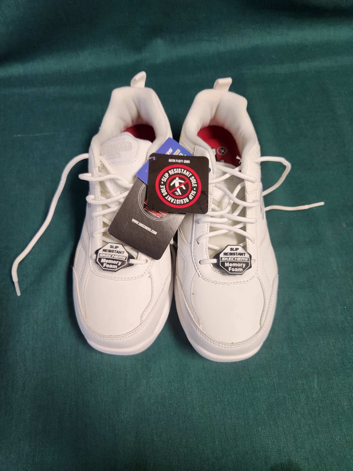 Sketchers Women White Slip Resistant Memory Foam 