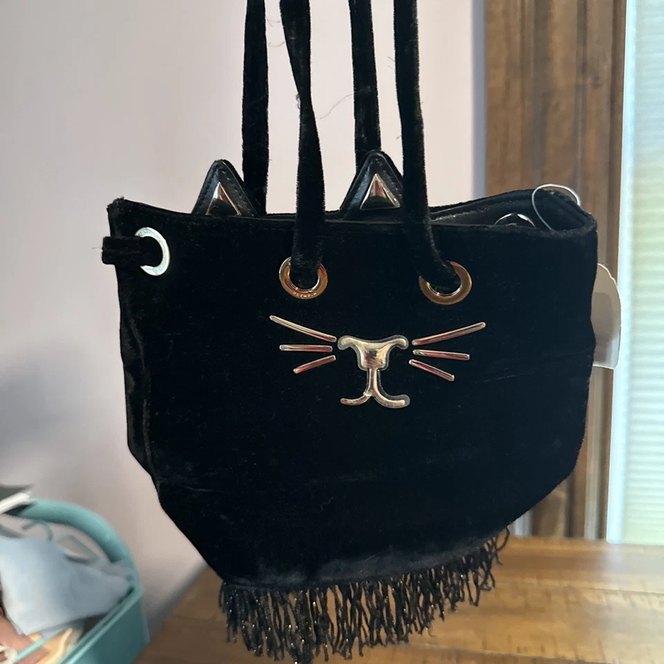 New halloween Charlotte Olympia Black Velvet Gold Cat Bucket Bag from Italy - Image 4 of 4