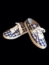 Betsey Johnson Edna Blue Gingham Embroidered Daisy Bee Sneakers Shoe Women's 7.5