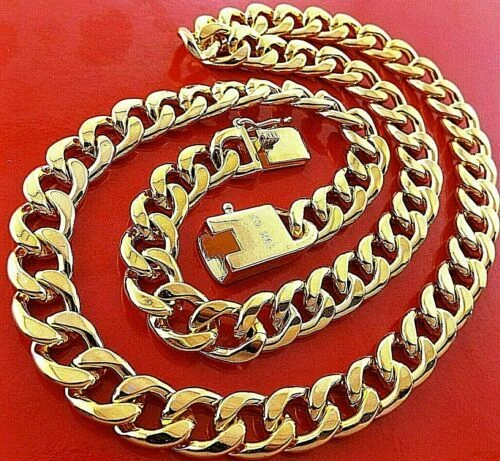 Yellow Gold Handcrafted Necklaces & Pendants