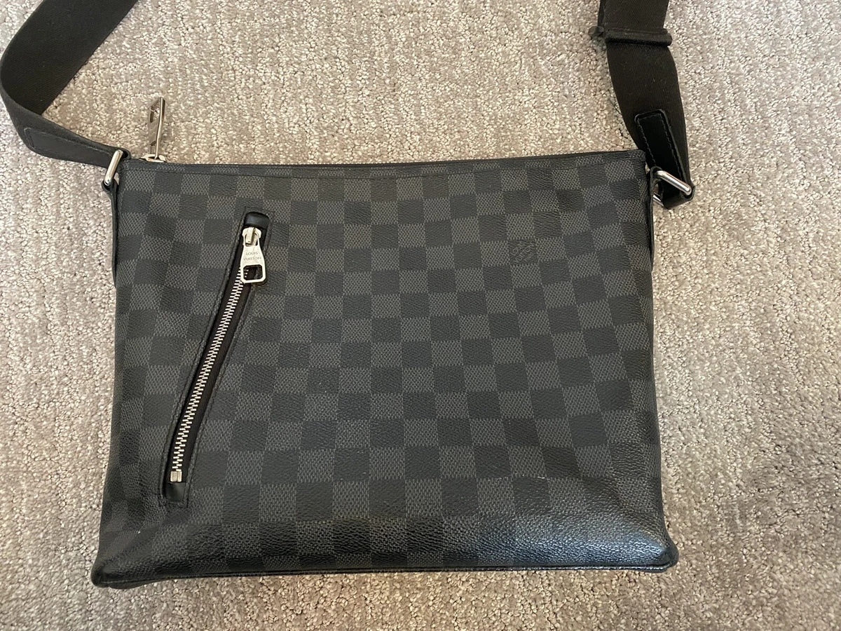 LOUIS VUITTON N40003 MICK PM GRAPHITE DAMIER CANVAS MESSENGER BAG