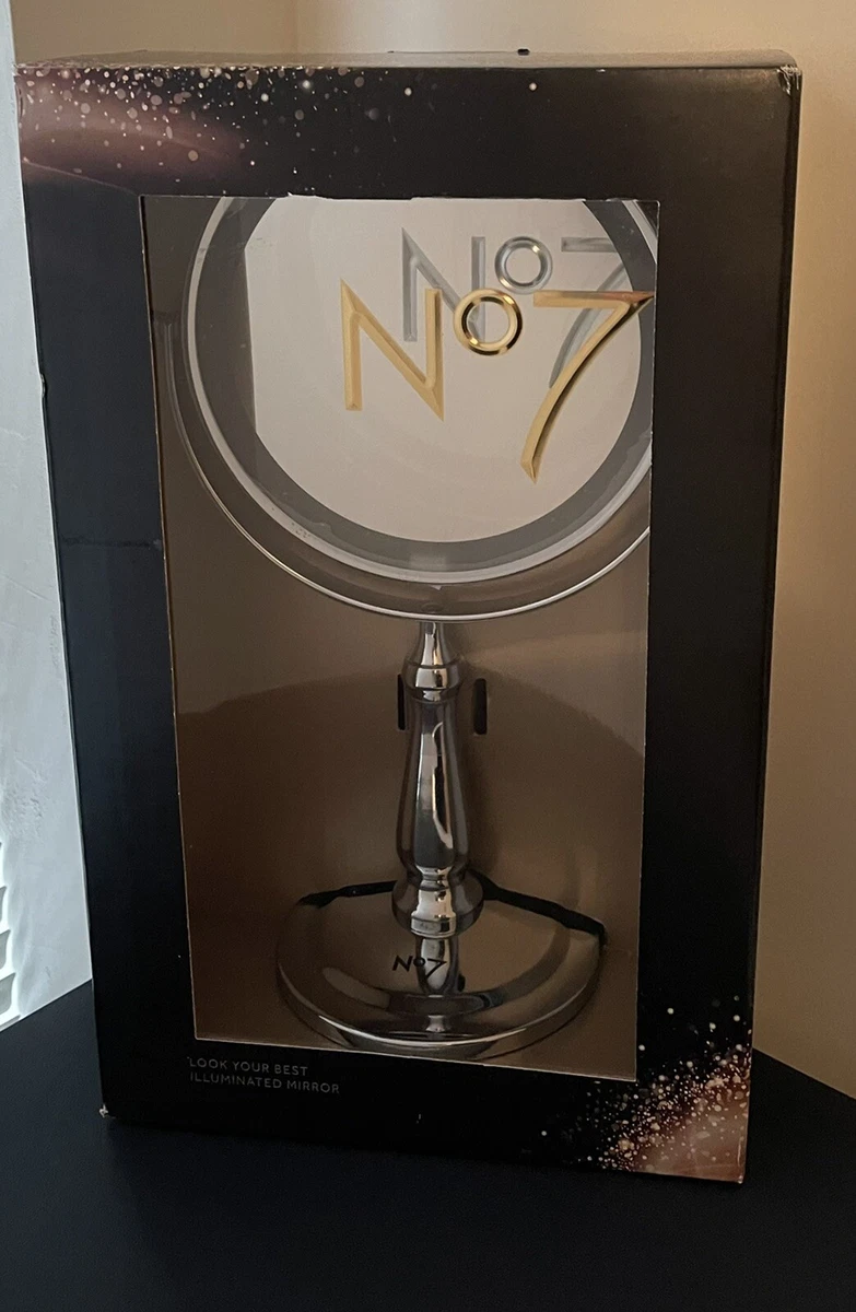 No7. Illuminating 2 Way Battery Operated Mirror 1 Side Magnified