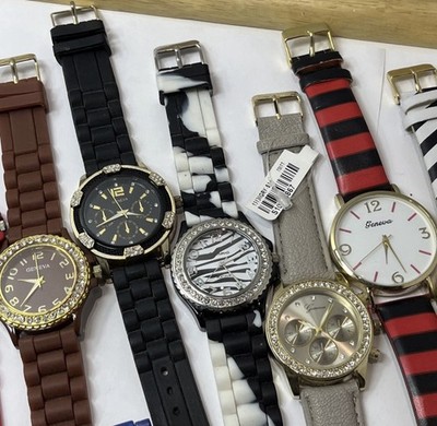 (60) New Women s Geneva Watch Lot Silicone Perfect Condition
