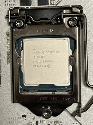 Intel Core I9 9900K Desktop Processor 8 Cores, 16 Threads, BX80684I99900K