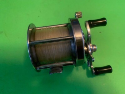 VINTAGE PFLUEGER ROCKET NO. 1955 LEVELWIND FISHING REEL | eBay