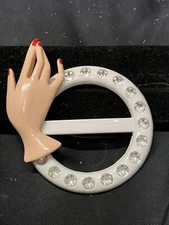  VINTAGE 1980’s RESIN SCARF SLIDE HOLDER W HAND