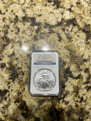 2011 W $1 SILVER EAGLE FROM THE 25TH ANNIVERSARY SET NGC MS69