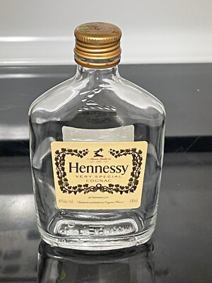 1 RARE EMPTY 100 ML GLASS BOTTLE OF HENNESSY | eBay 1 RARE EMPTY 100 ML GLASS BOTTLE OF HENNESSY | eBay
