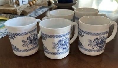 Arcopal France Honorine Milk Glass Blue Floral Roses Pattern Set Of 5 Cups