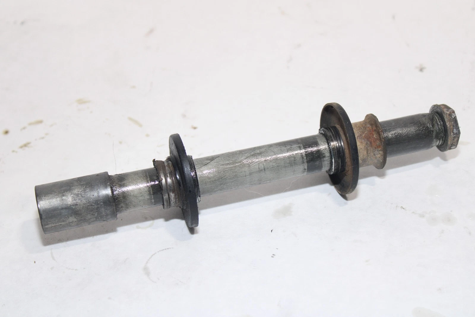 2004-2006 Suzuki Rm250z Front Wheel Rim Axle Pivot Bolt K4106-80004