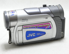 HS POUR PIECES / JVC GR D21E CAMESCOPE MINI DV VIDEO CAMERA VINTAGE