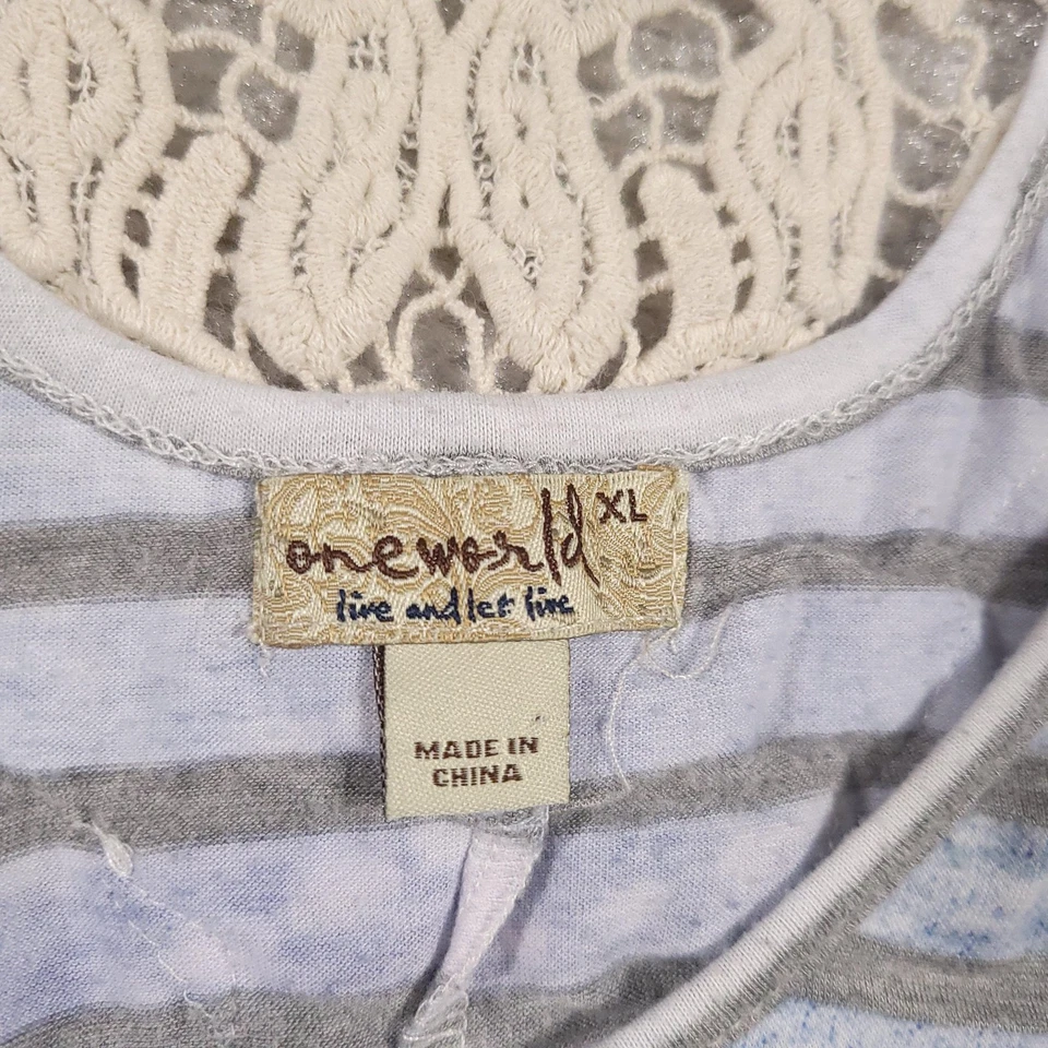 One World Shirt Womens XL Gray Red Blue Striped Lace Back Boho Patriotic Top - Image 4 of 4