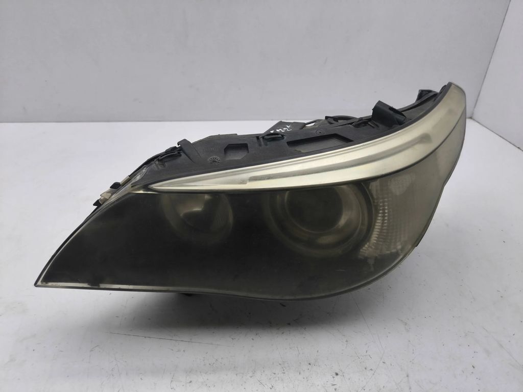 BMW 5 E60 E61 2004 Front Headlight Headlamp Left 15872300 