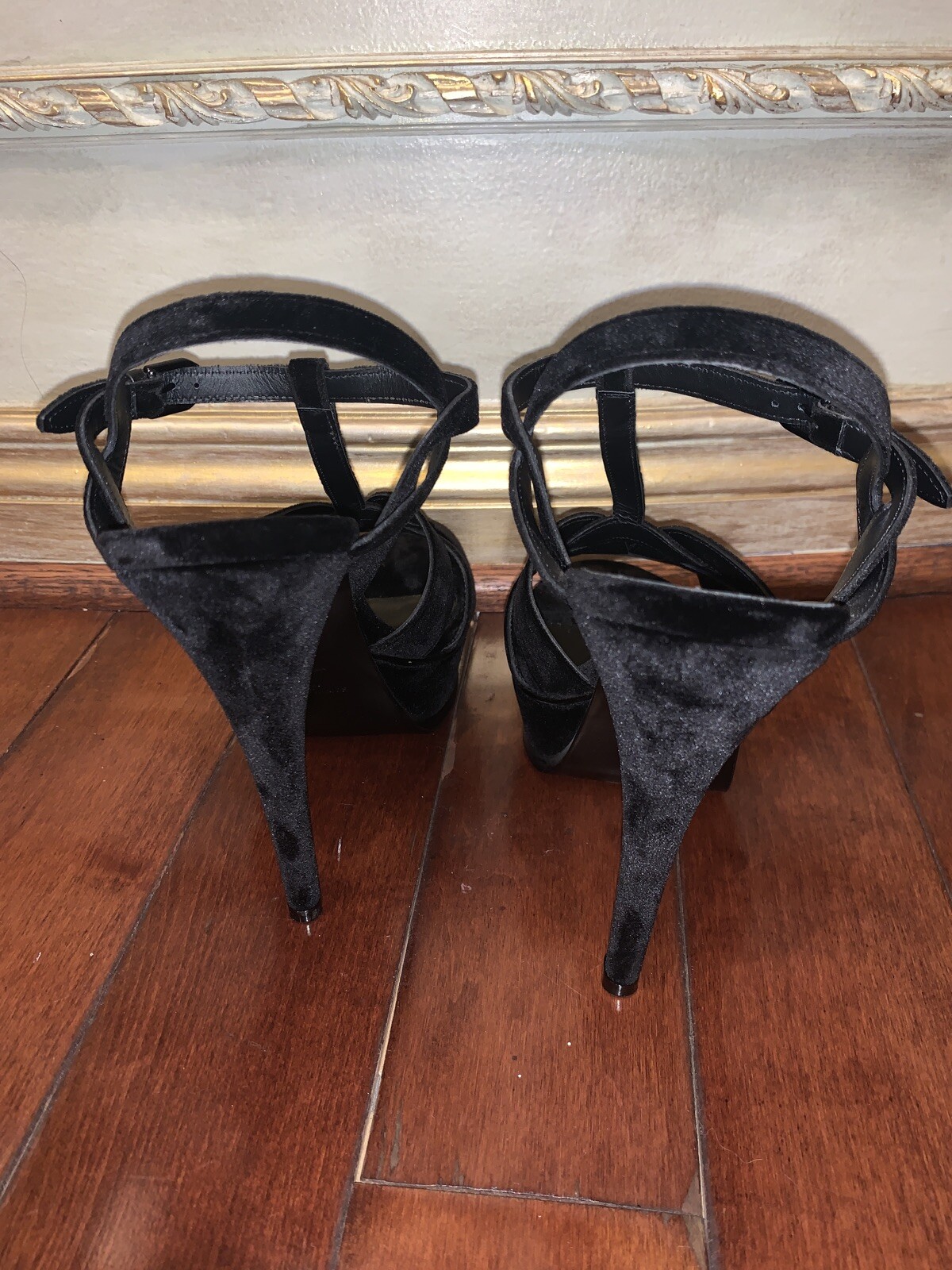 Nuovo! Splendido sandalo omaggio YSL Saint Laurent in velluto nero tacco circa 5 5 pollici