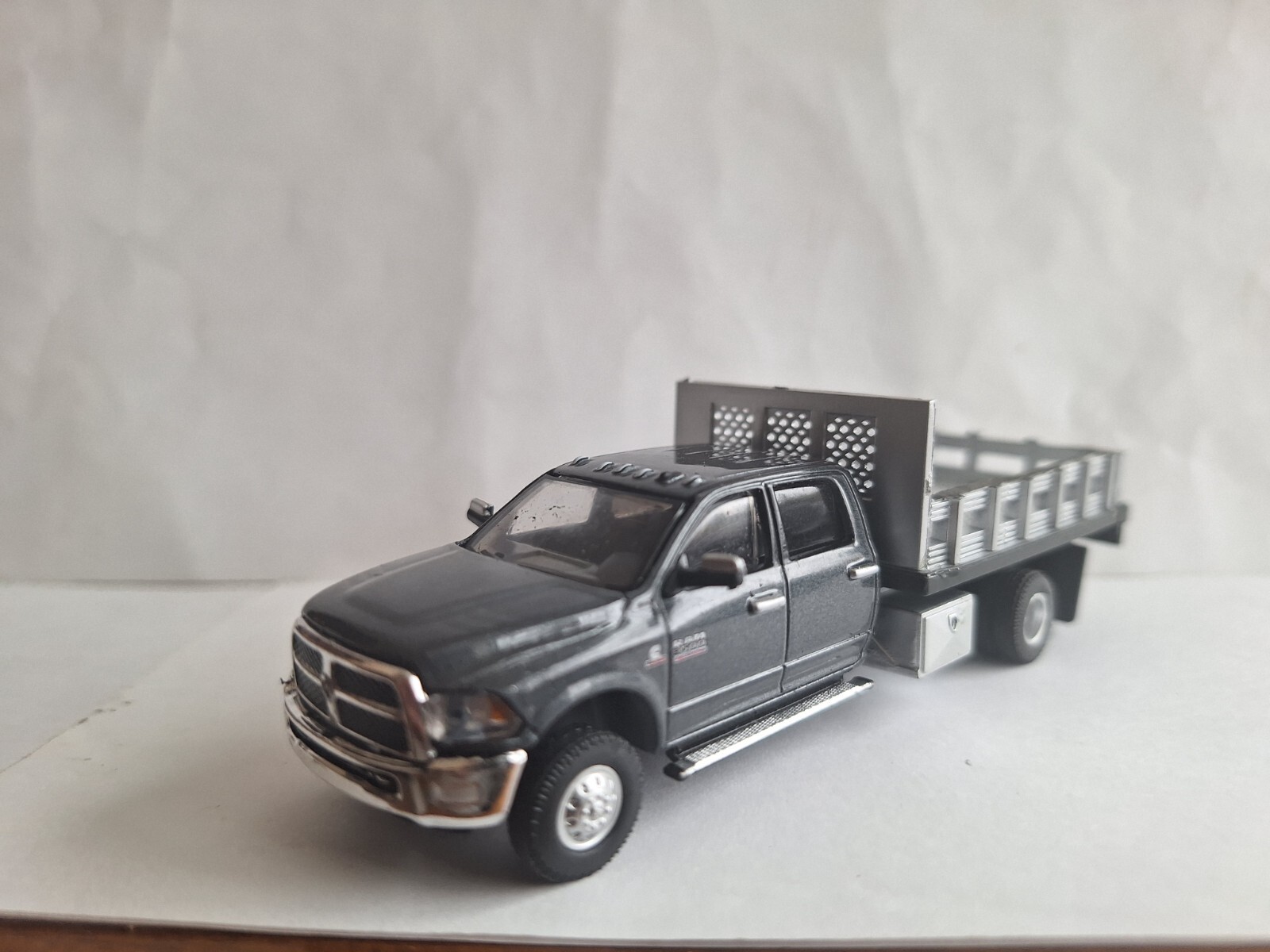 Picture 2 of 3