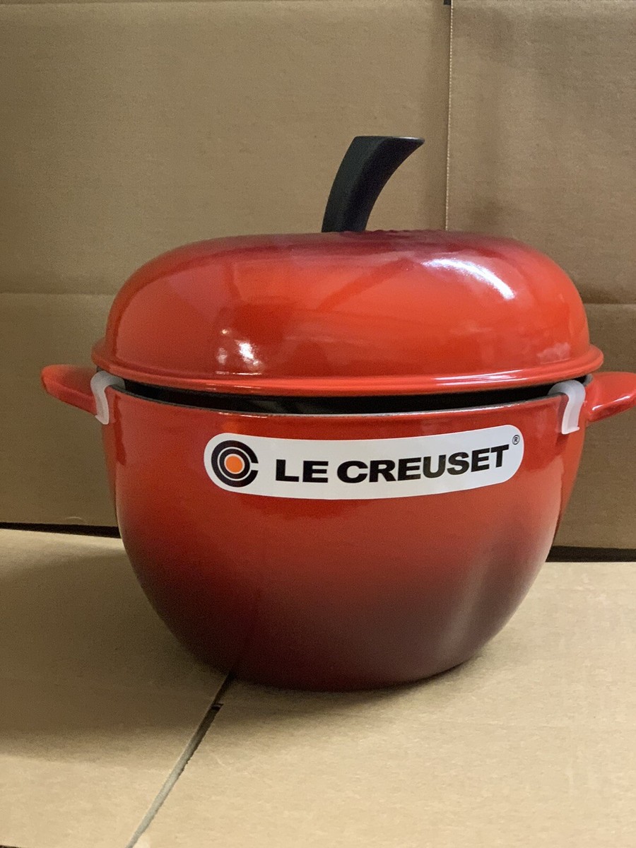 Le Creuset Cast Iron Apple Cocotte Casserole Pot 2.1L Cerise/Gift