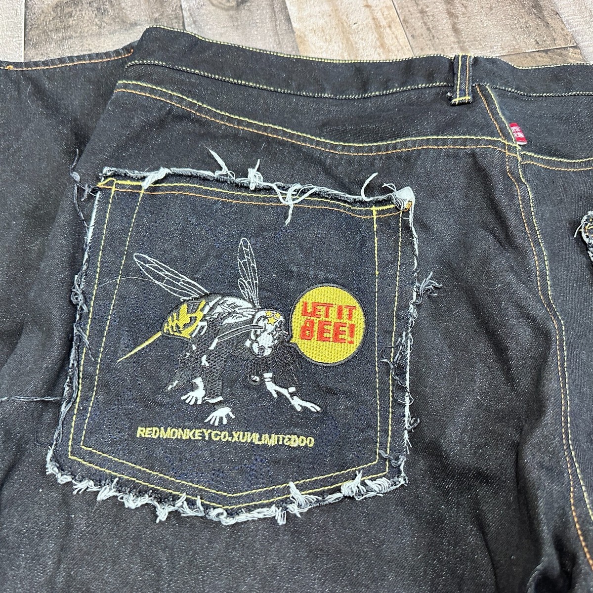 Vintage Red Monkey Martin KSOHOH Let it Bee Selvedge Dark Vintage Red Monkey Martin KSOHOH Let it Bee Selvedge Dark