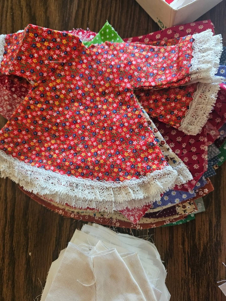 Vintage Wooden Doll Making SuppliesAll Beads, Clothespins, & CutOut