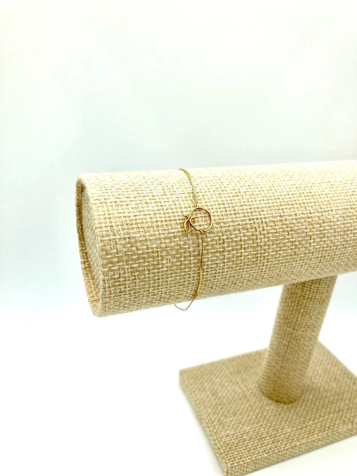 Beautiful 14k Gold Apple Chain Bracelet - 7” Long 0.85 Grams - Image 2 of 4