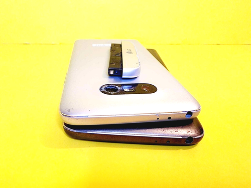 *BROKEN* LOT OF 2x LG G5 LG-H831 ANDROID CELL PHONE 32GB 5.3" QUADCORE 4GB RAM - Afbeelding 8 van 9