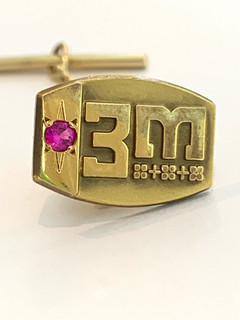 3M Mens 10k Gold Tie Pin/Chain with Pink Garnet Riker Labs Awarded Performance