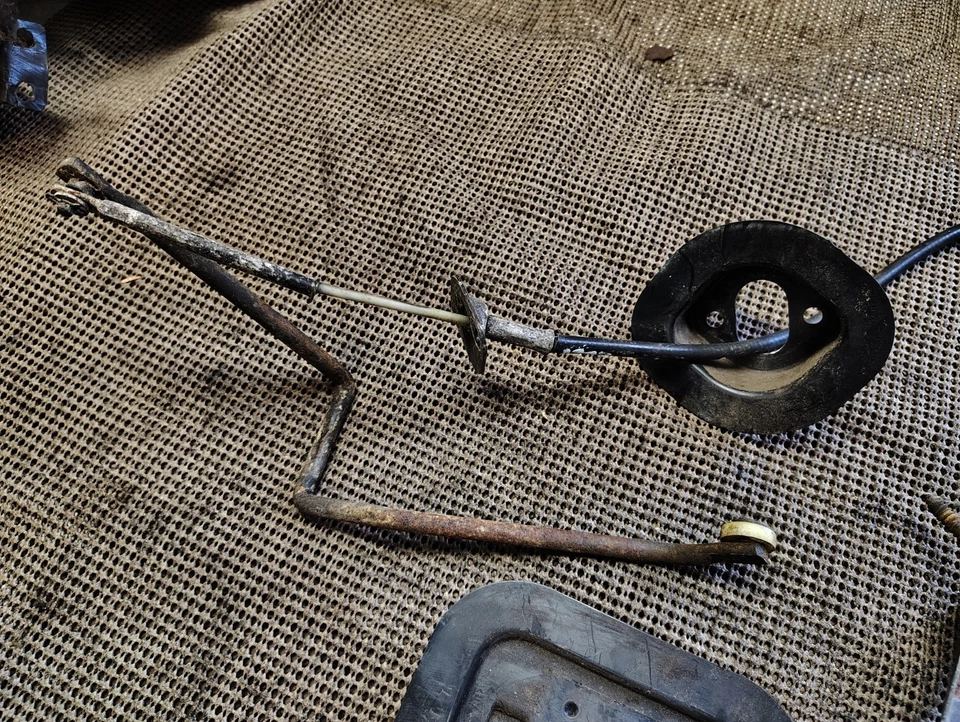 Привязка и переключатель педали газа 1969-70 Pontiac Bonneville Catalina Executive 400 - Изображение 3 из 4